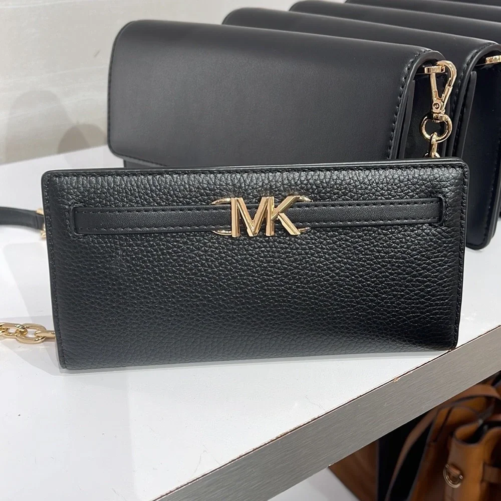 MICHAEL KORS
Reed Large Pebbled Leather Snap Wallet
Style# 35S3G6RE3L
Black 
NWT - Picture 10 of 16